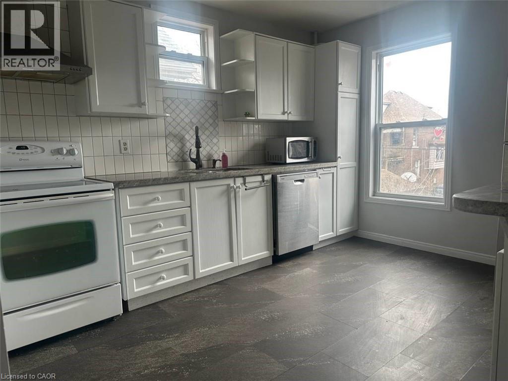 64 Gage Avenue S Unit# Upper, Hamilton, Ontario  L8M 3C9 - Photo 5 - 40810655