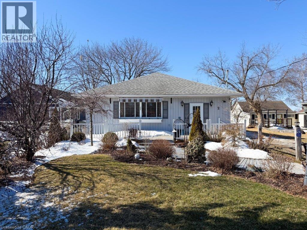 2 SUNSET Drive, Peacock Point, Ontario