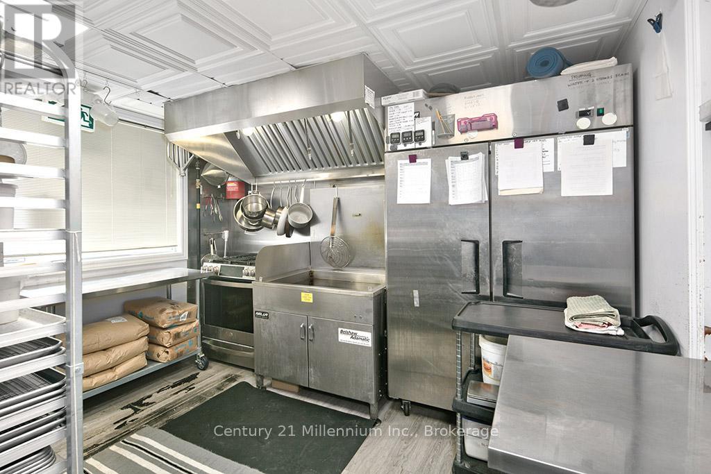 10 Third Street, Collingwood, Ontario  L9Y 1K3 - Photo 14 - S12861144