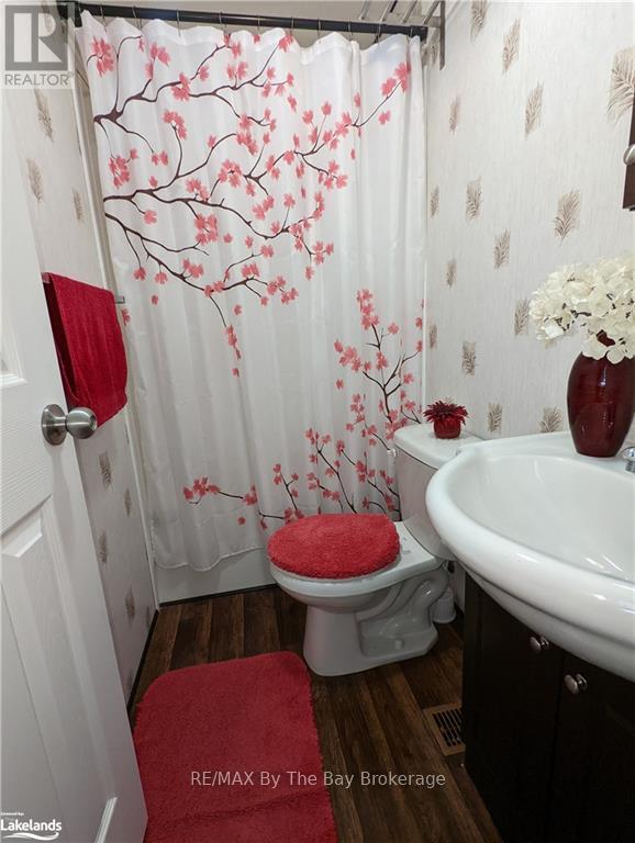 16 Kenora Trail, Wasaga Beach, Ontario  L9Z 1X7 - Photo 16 - S12861266