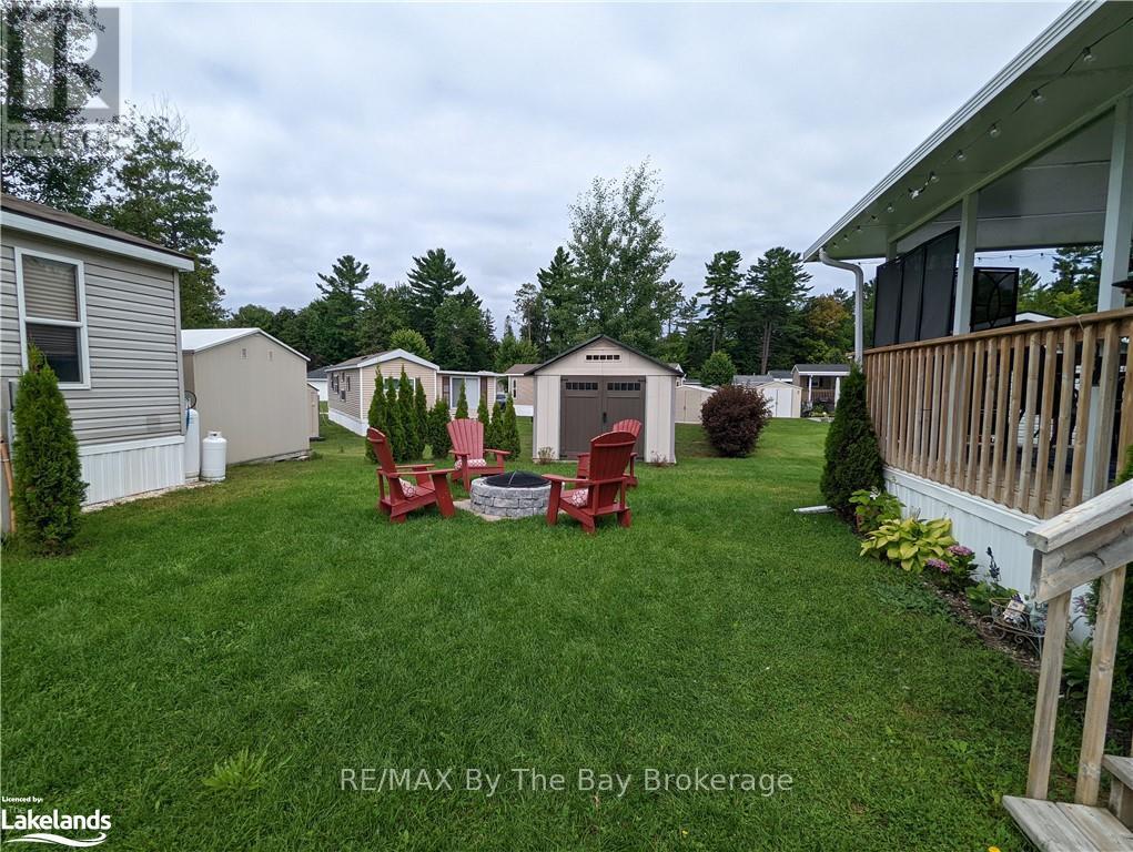 16 Kenora Trail, Wasaga Beach, Ontario  L9Z 1X7 - Photo 4 - S12861266