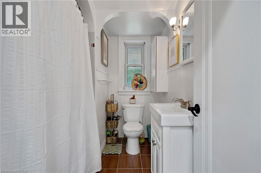 360 Luella Street, Kitchener, Ontario  N2H 2J4 - Photo 35 - 40809444