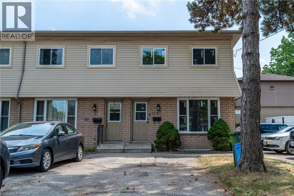 117 BONAVENTURE Drive Unit# 16, Hamilton, Ontario