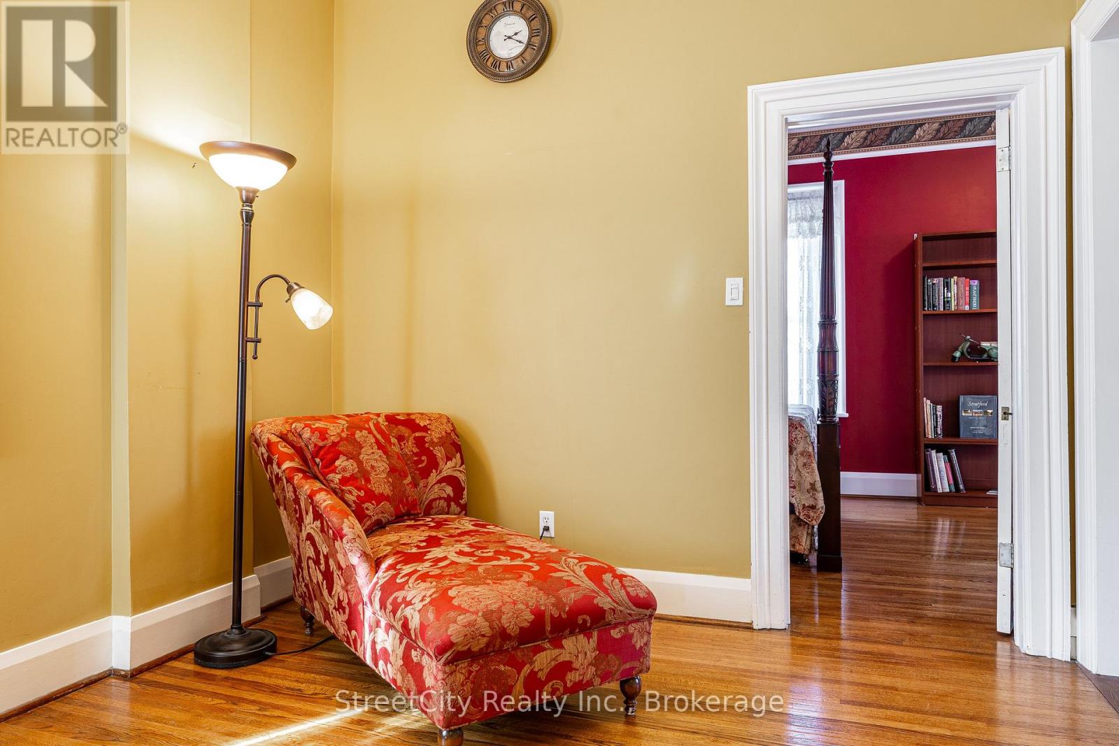 67 Douro Street, Stratford, Ontario  N5A 3R2 - Photo 24 - X12860956