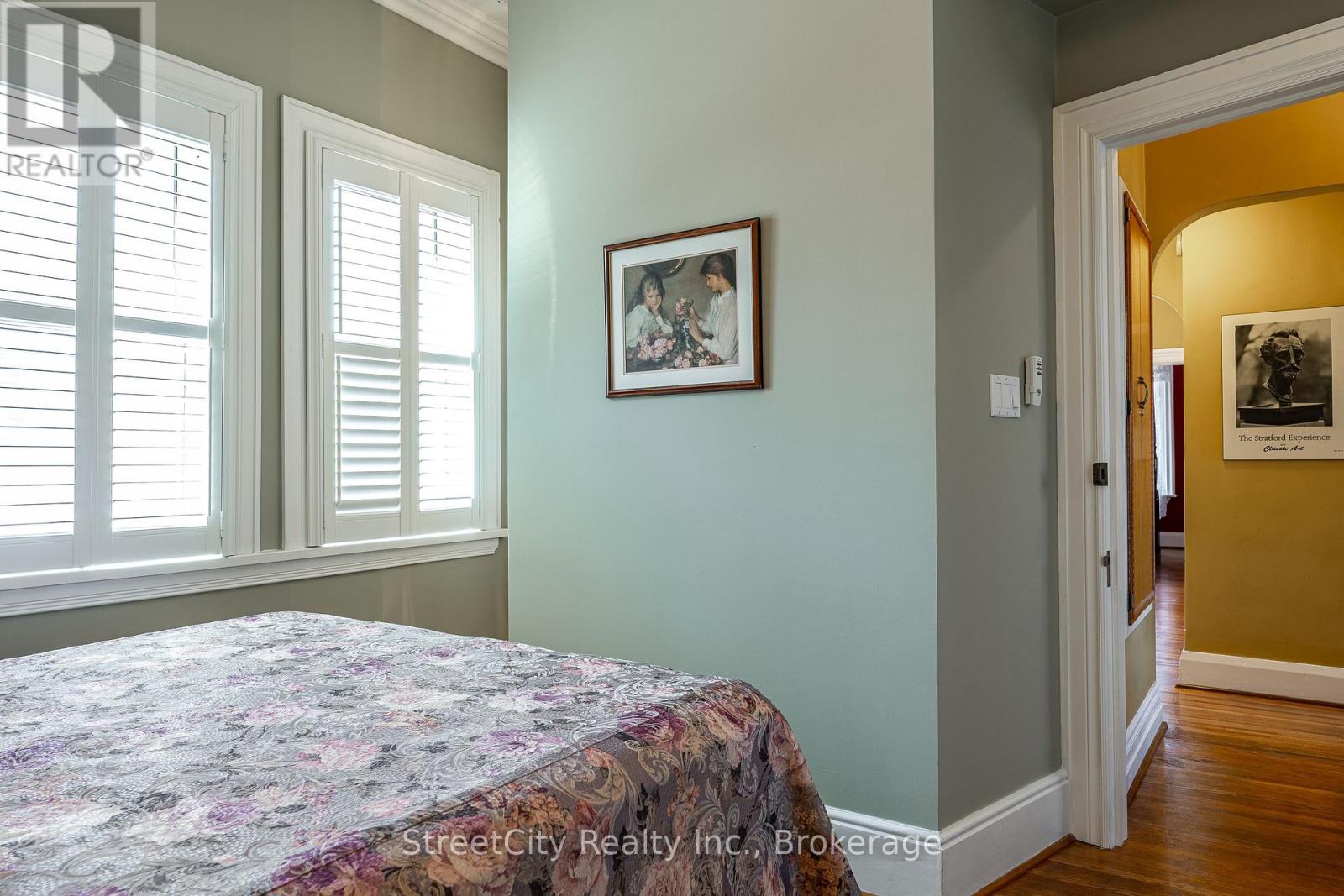 67 Douro Street, Stratford, Ontario  N5A 3R2 - Photo 30 - X12860956