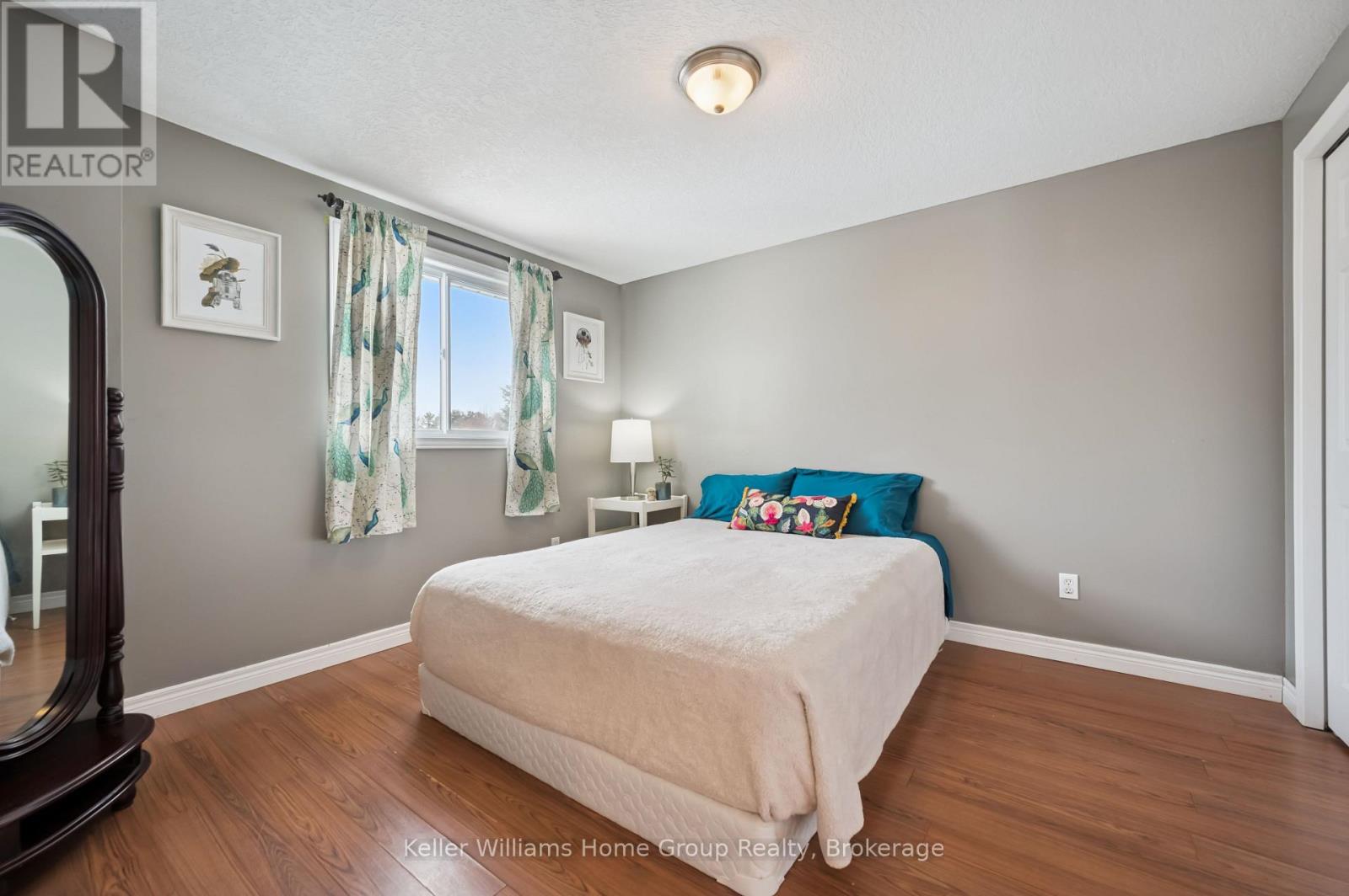 758 Victoria Terrace, Centre Wellington, Ontario  N1M 3E7 - Photo 21 - X12860994