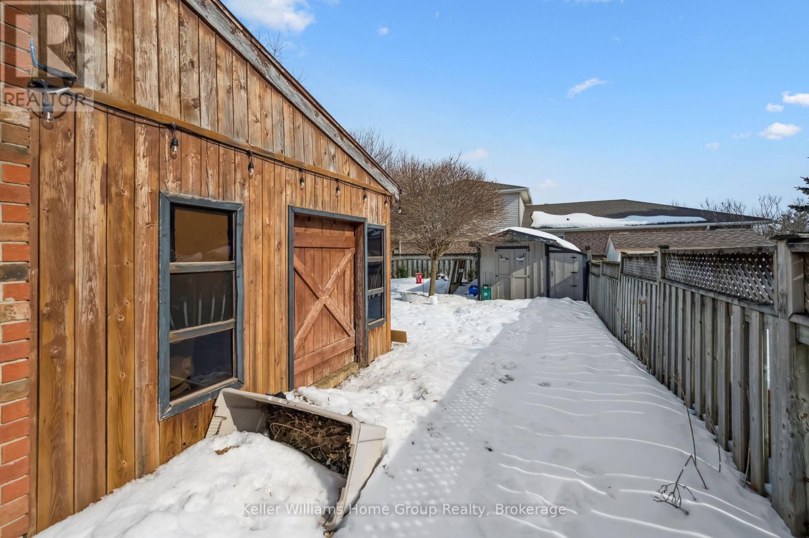 758 Victoria Terrace, Centre Wellington, Ontario  N1M 3E7 - Photo 36 - X12860994