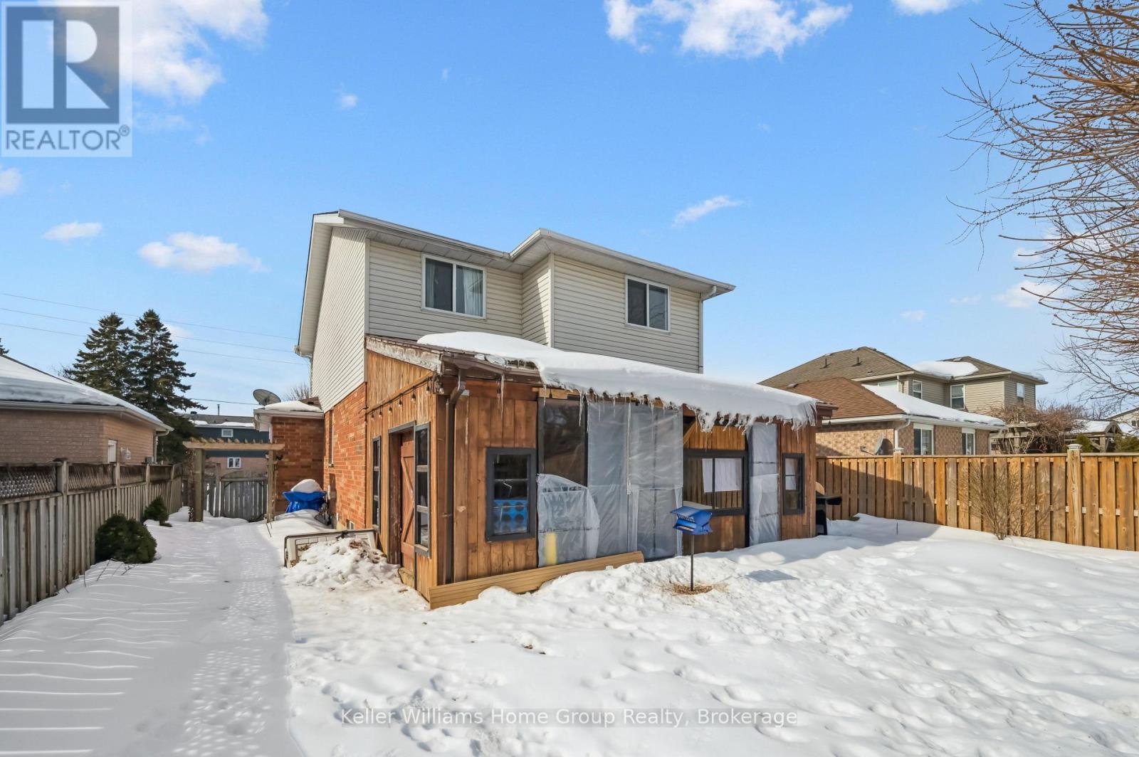 758 Victoria Terrace, Centre Wellington, Ontario  N1M 3E7 - Photo 38 - X12860994