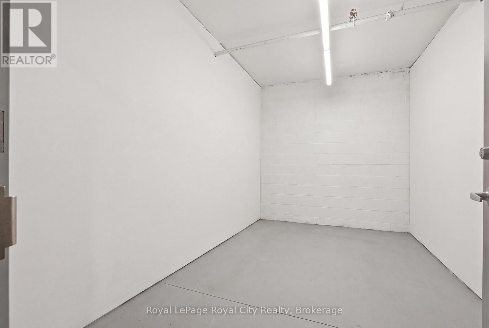 106 - 19 Stumpf Street, Centre Wellington, Ontario  N0B 1S0 - Photo 43 - X12861194