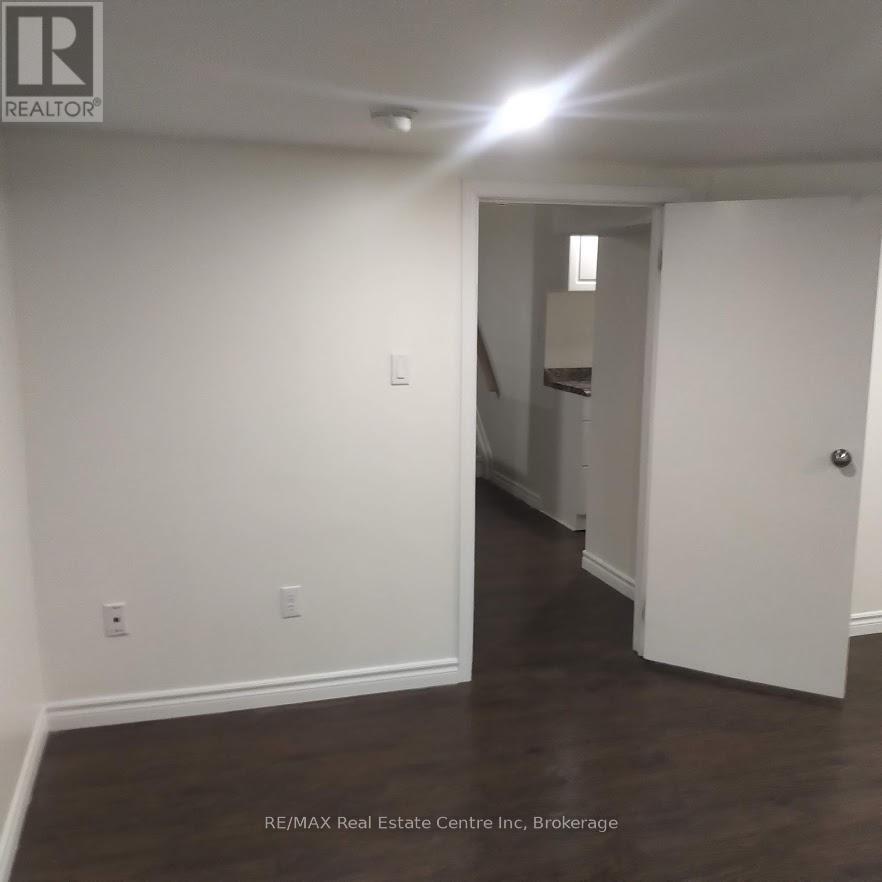 Lower - 19 Hands Drive, Guelph, Ontario  N1G 3E6 - Photo 20 - X12861248