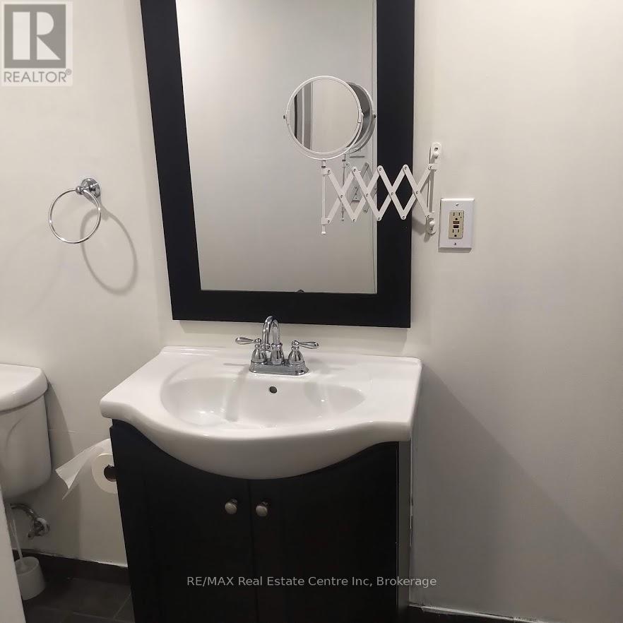 Lower - 19 Hands Drive, Guelph, Ontario  N1G 3E6 - Photo 26 - X12861248