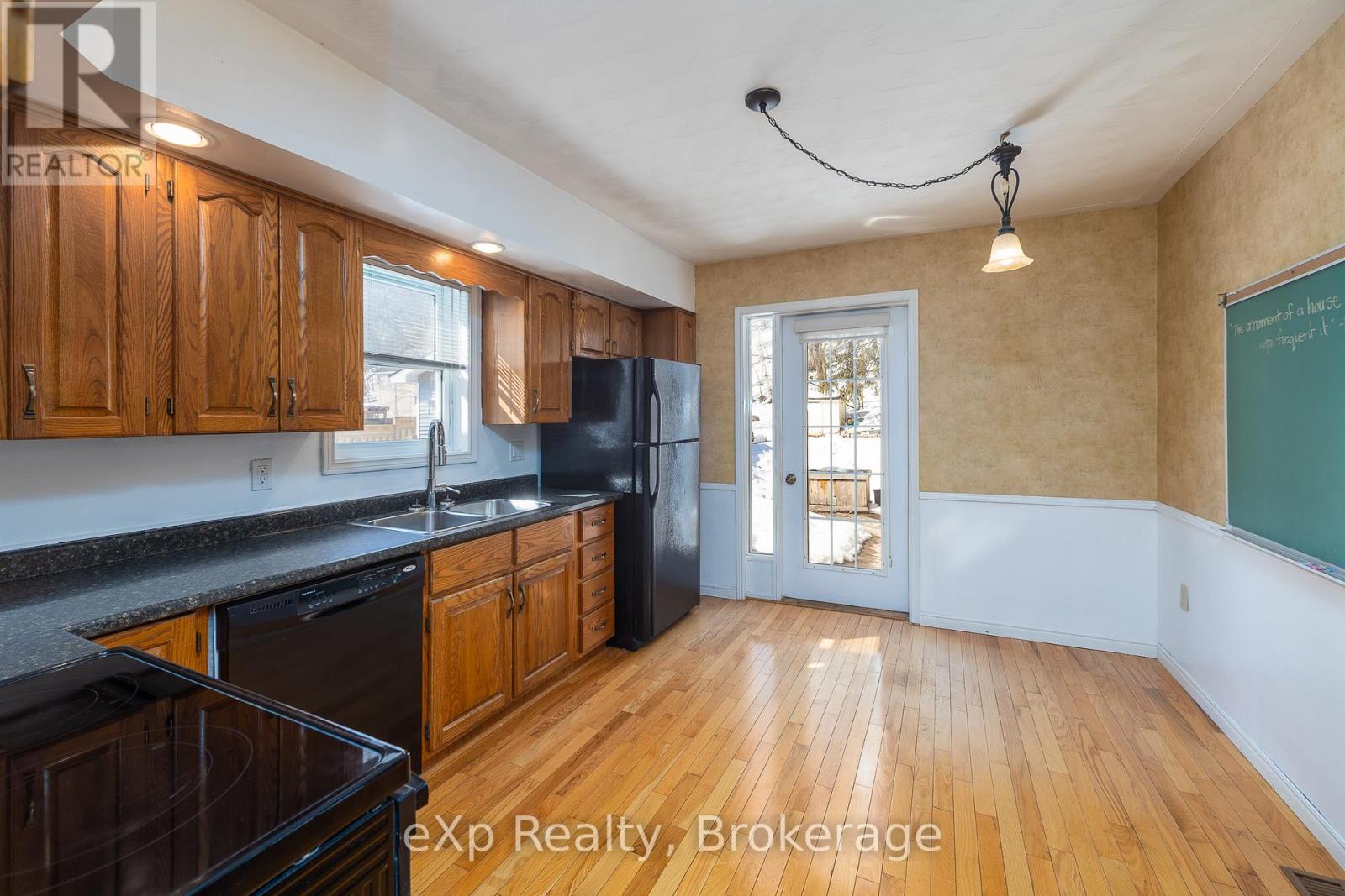 1760 5th Avenue W, Owen Sound, Ontario  N4K 5B8 - Photo 15 - X12861264