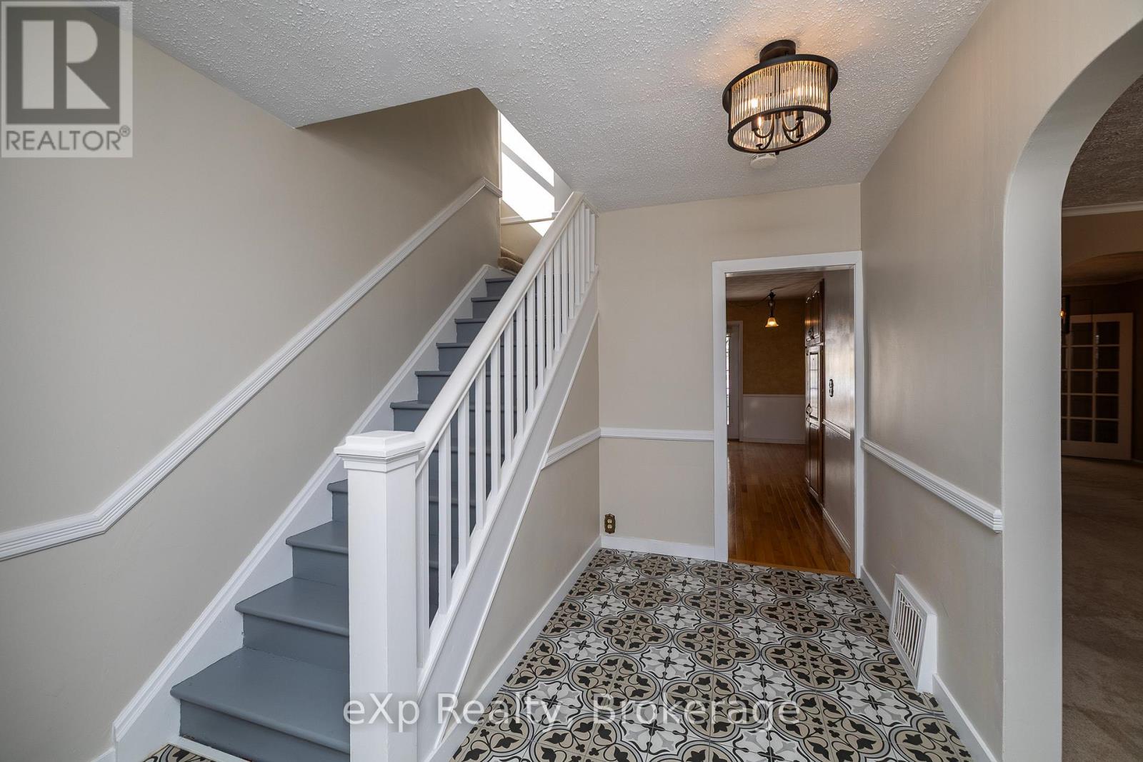 1760 5th Avenue W, Owen Sound, Ontario  N4K 5B8 - Photo 18 - X12861264