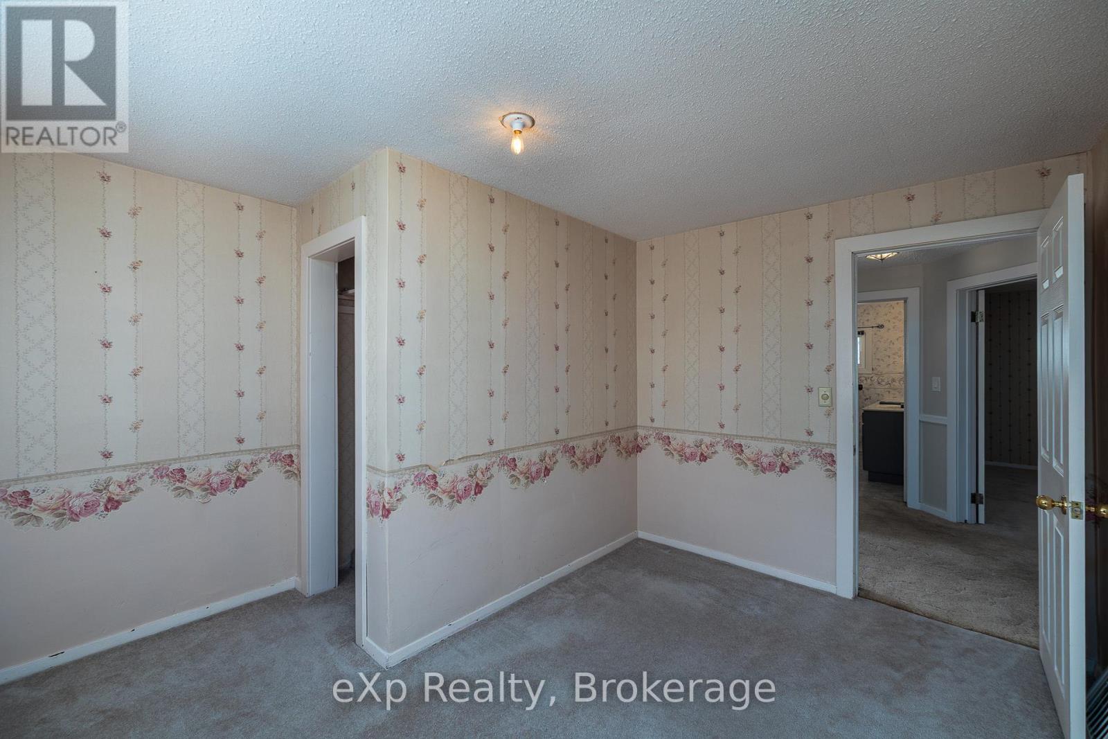 1760 5th Avenue W, Owen Sound, Ontario  N4K 5B8 - Photo 23 - X12861264