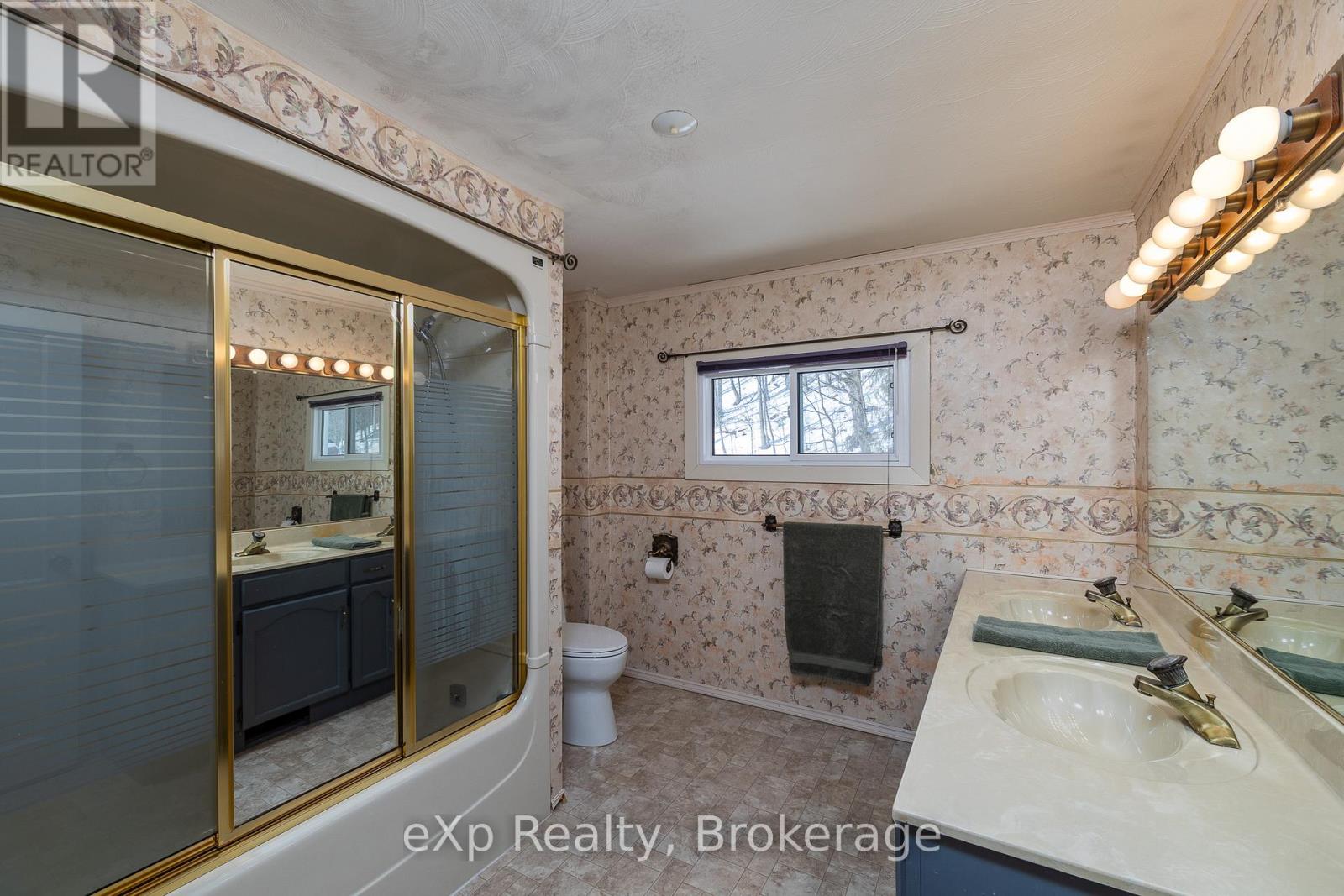 1760 5th Avenue W, Owen Sound, Ontario  N4K 5B8 - Photo 27 - X12861264