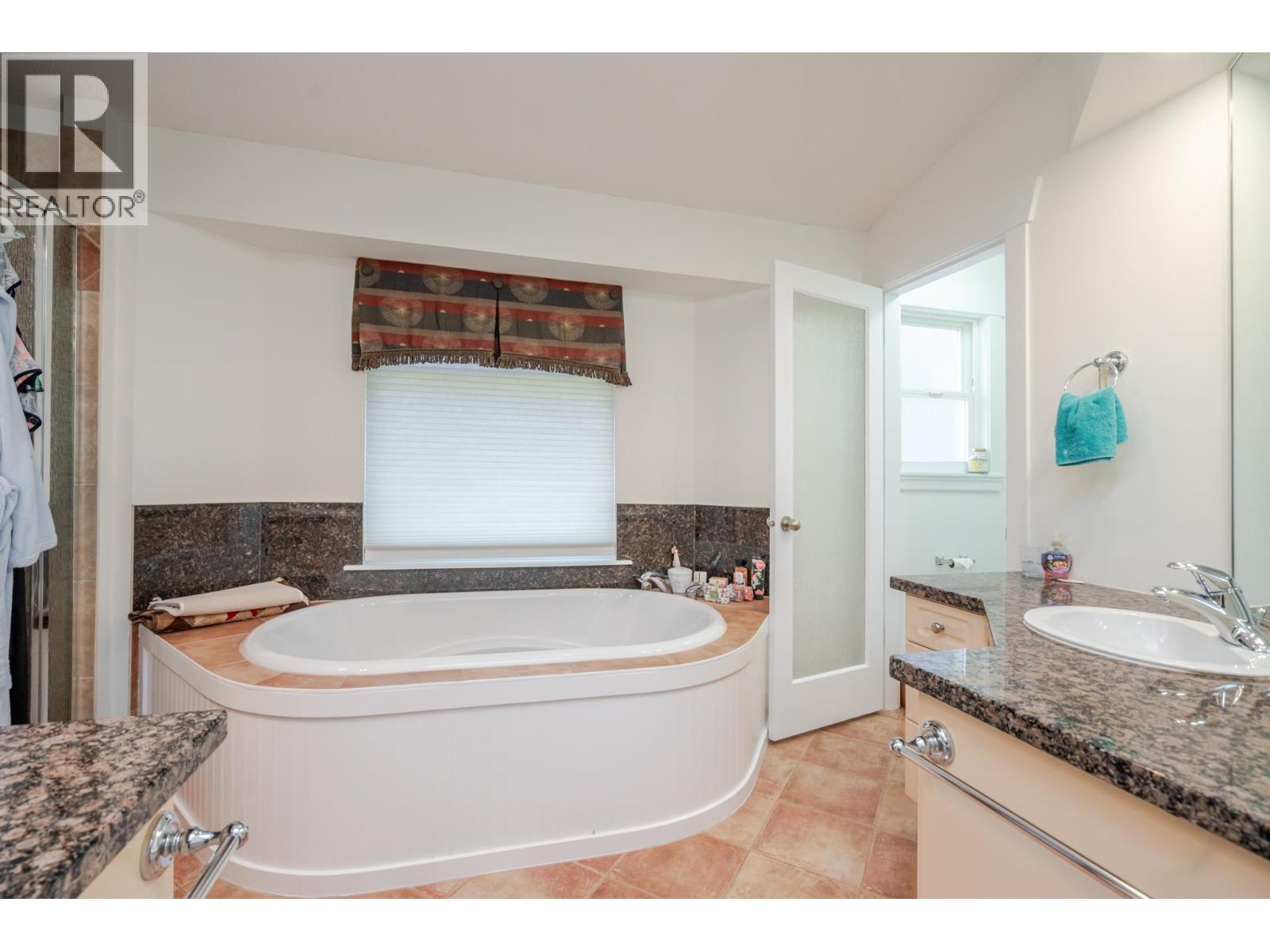 10510 Baker Place, Maple Ridge, British Columbia  V2W 2C2 - Photo 20 - R3095720