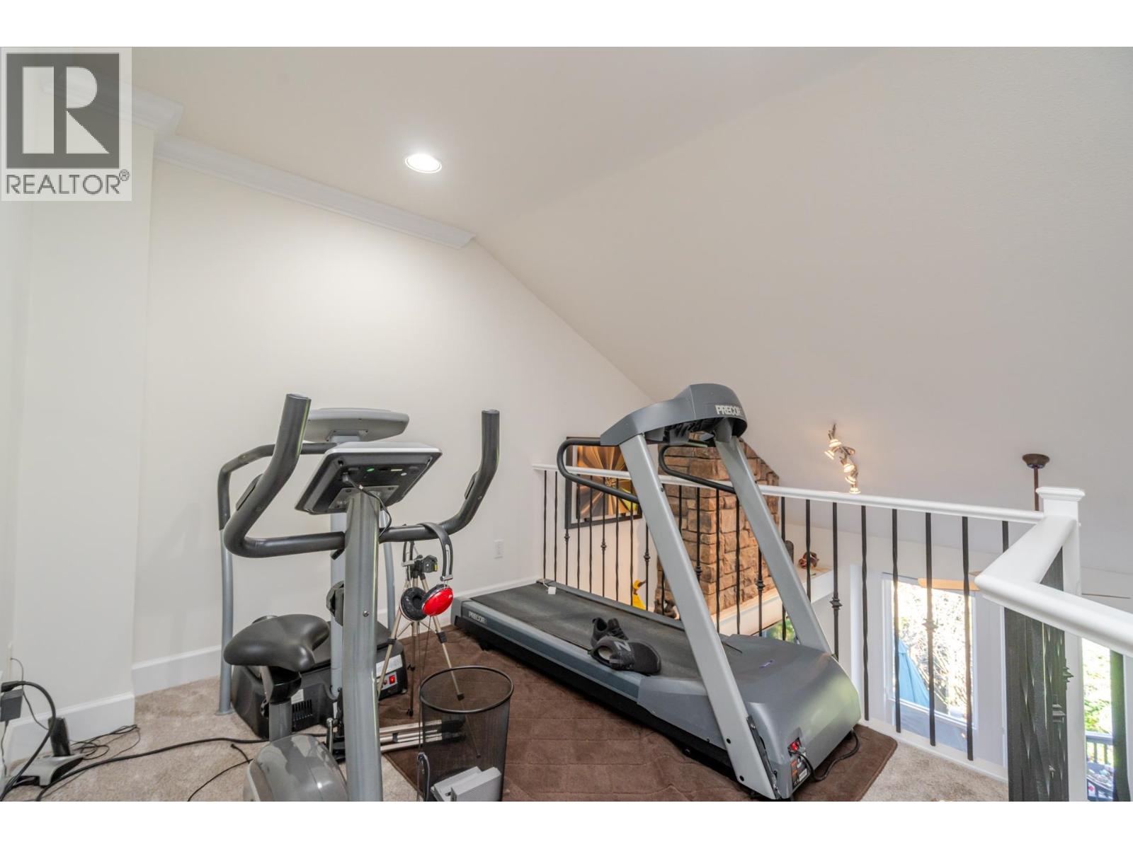 10510 Baker Place, Maple Ridge, British Columbia  V2W 2C2 - Photo 23 - R3095720