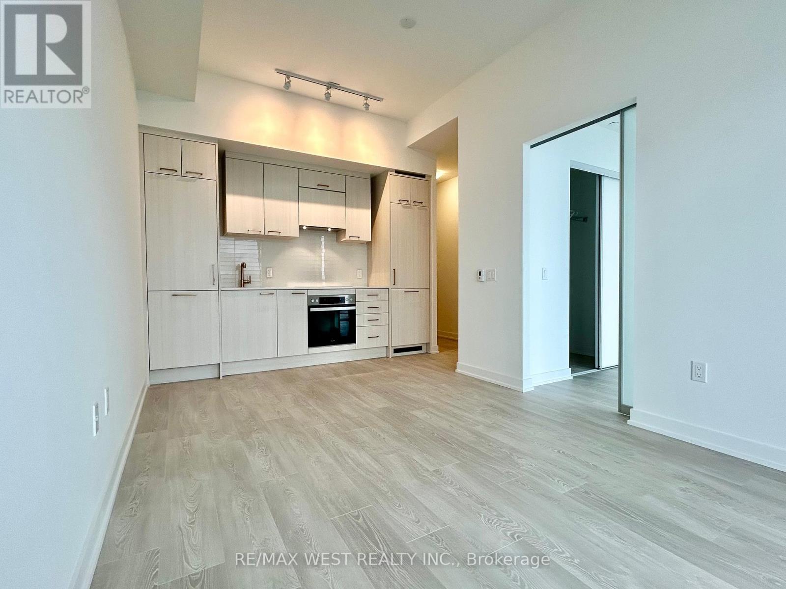 2506 - 634 Church Street, Toronto (Church-Yonge Corridor), Ontario  M4Y 2G3 - Photo 2 - C12860954