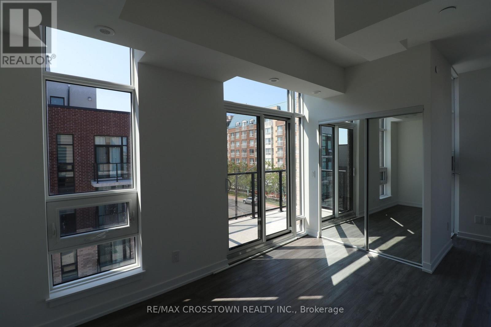 4th - 57-861 Sheppard Avenue W, Toronto, Ontario  M3H 2T5 - Photo 7 - C12861100