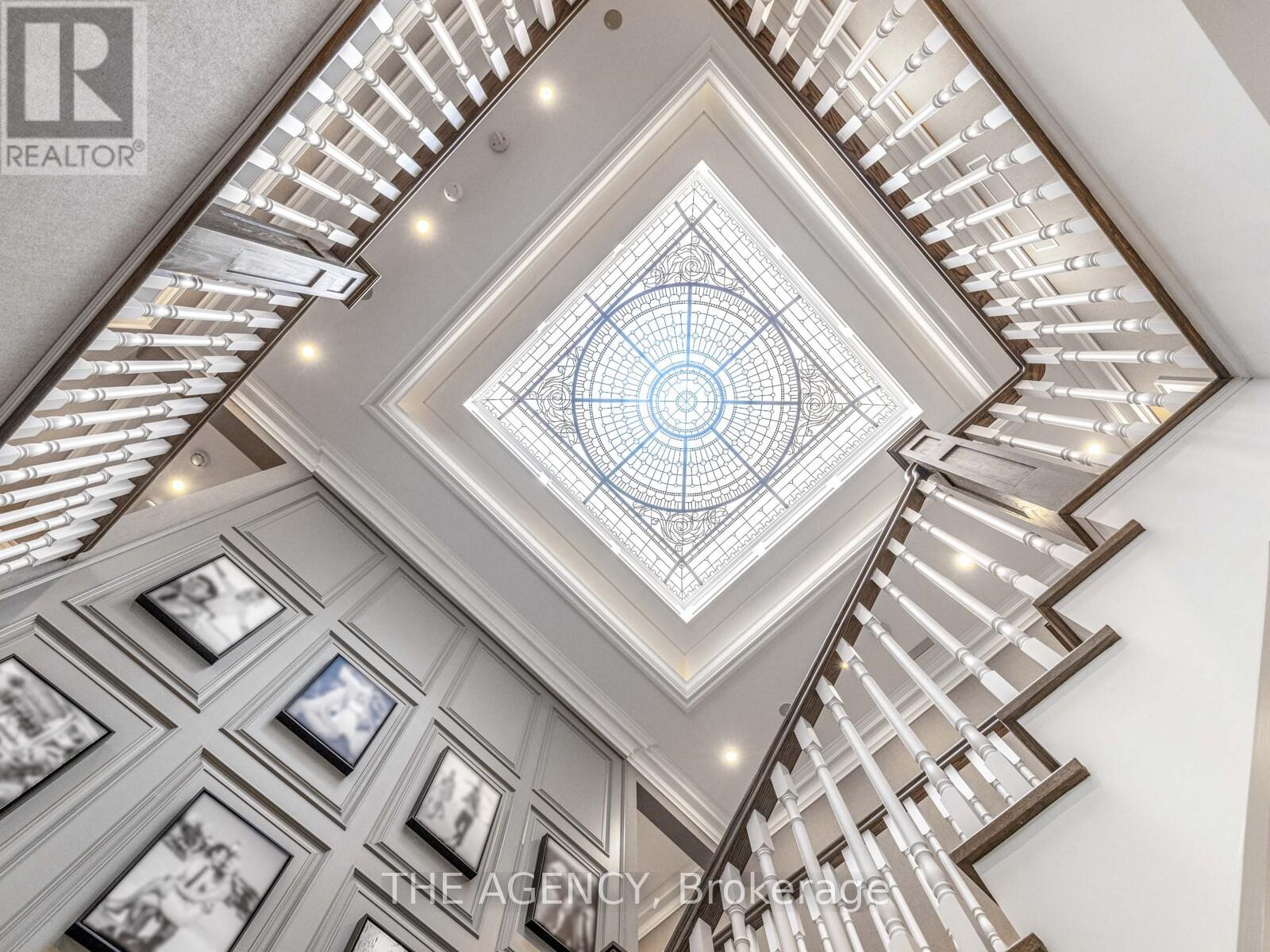 1 Suncrest Drive, Toronto, Ontario  M3C 2L1 - Photo 14 - C12861138