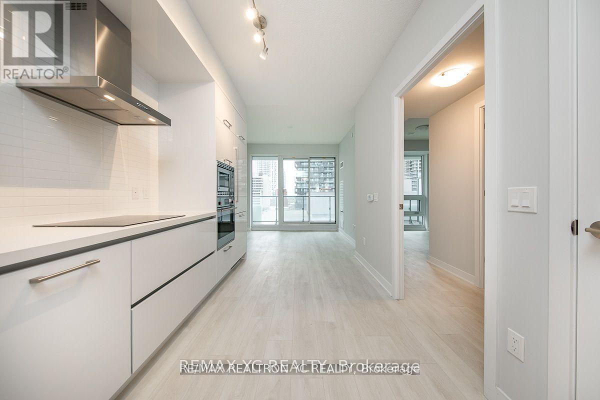 1010 - 2221 Yonge Street, Toronto, Ontario  M4S 2B4 - Photo 12 - C12861242