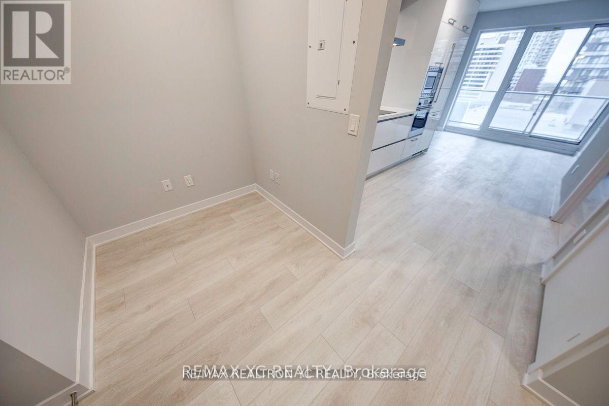 1010 - 2221 Yonge Street, Toronto, Ontario  M4S 2B4 - Photo 7 - C12861242
