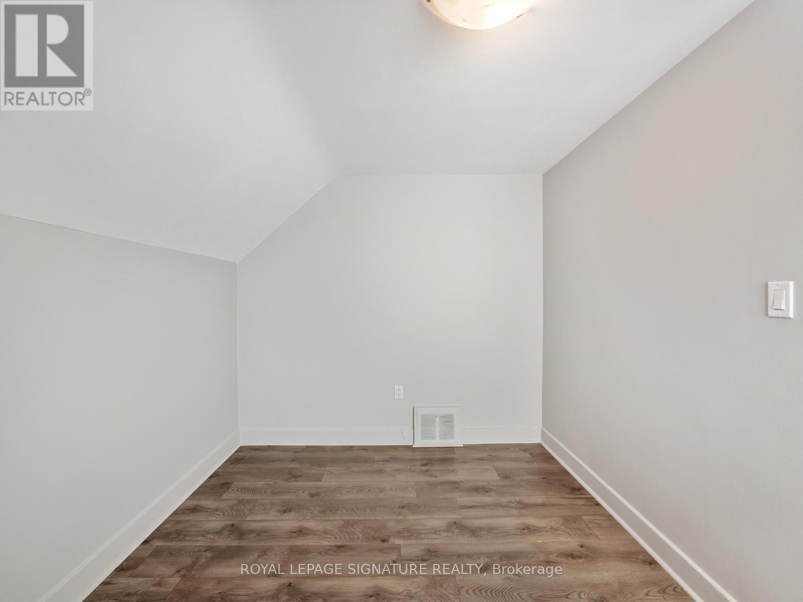 27 King High Avenue, Toronto, Ontario  M3H 3A8 - Photo 22 - C12861250