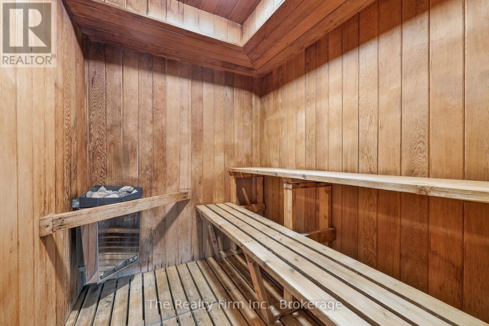 Photo 22 of 29 for 1515 - 45 Pond Mills Road