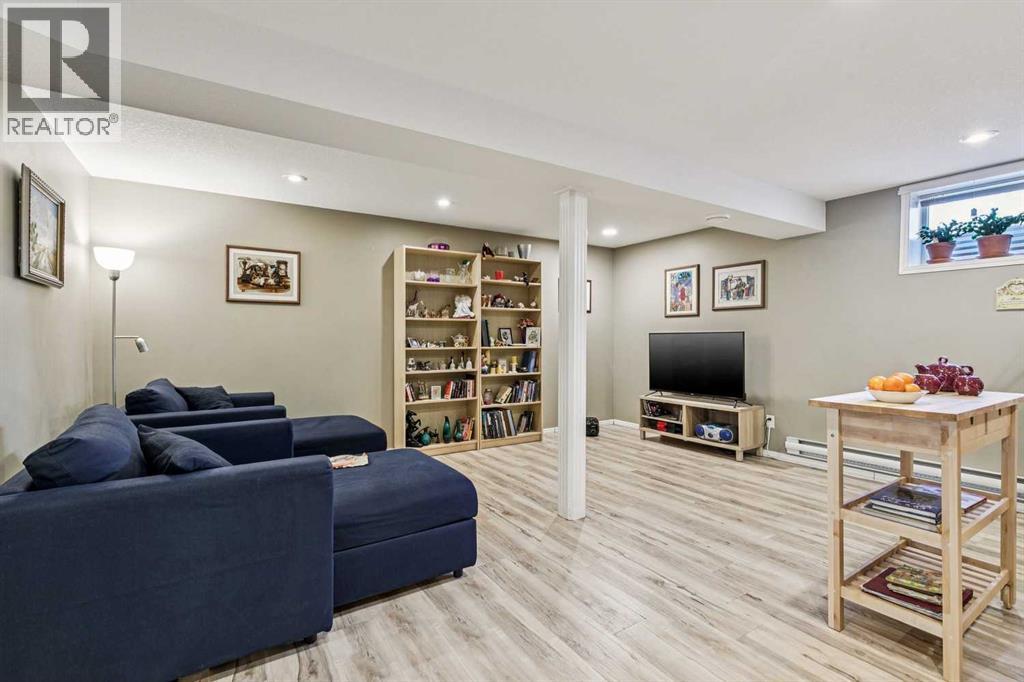 144 Waldron Avenue, Okotoks, Alberta  T1S 1E1 - Photo 29 - A2288213