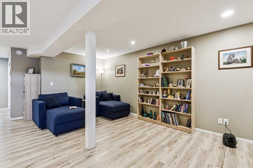 144 Waldron Avenue, Okotoks, Alberta  T1S 1E1 - Photo 30 - A2288213