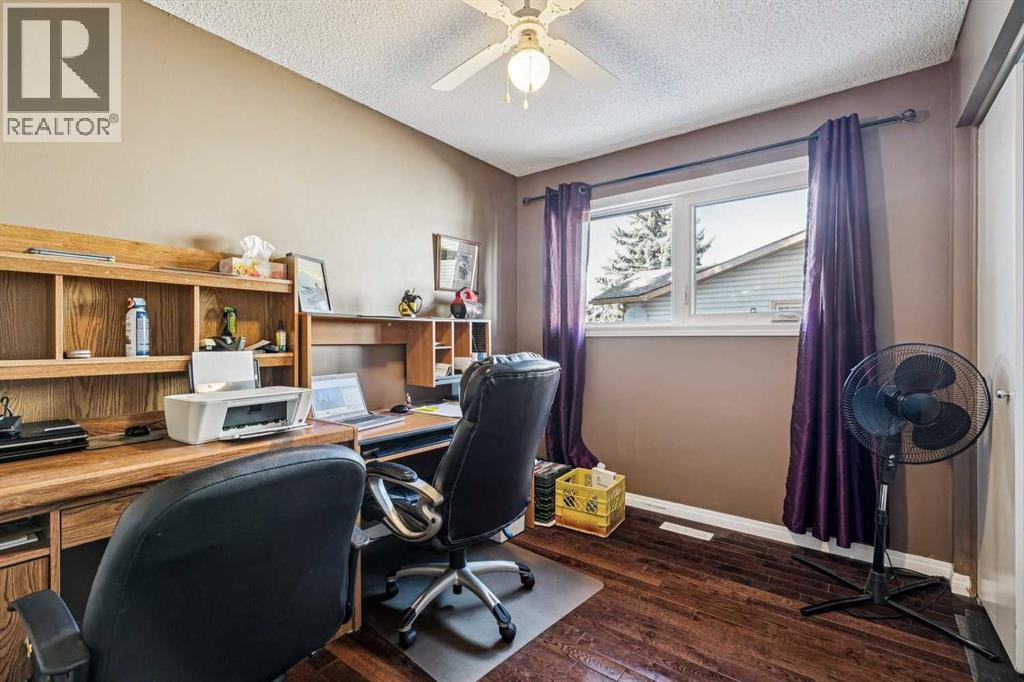 144 Waldron Avenue, Okotoks, Alberta  T1S 1E1 - Photo 24 - A2288213