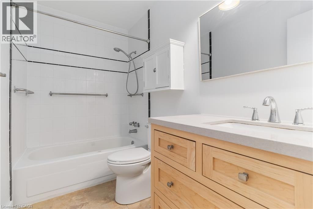 2166 Upper Middle Road Unit# 3, Burlington, Ontario  L7P 2Z8 - Photo 27 - 40810636