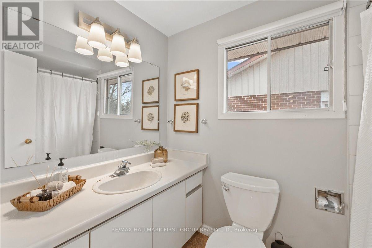 951 Gablehurst Crescent, Pickering, Ontario  L1V 5G6 - Photo 34 - E12861046