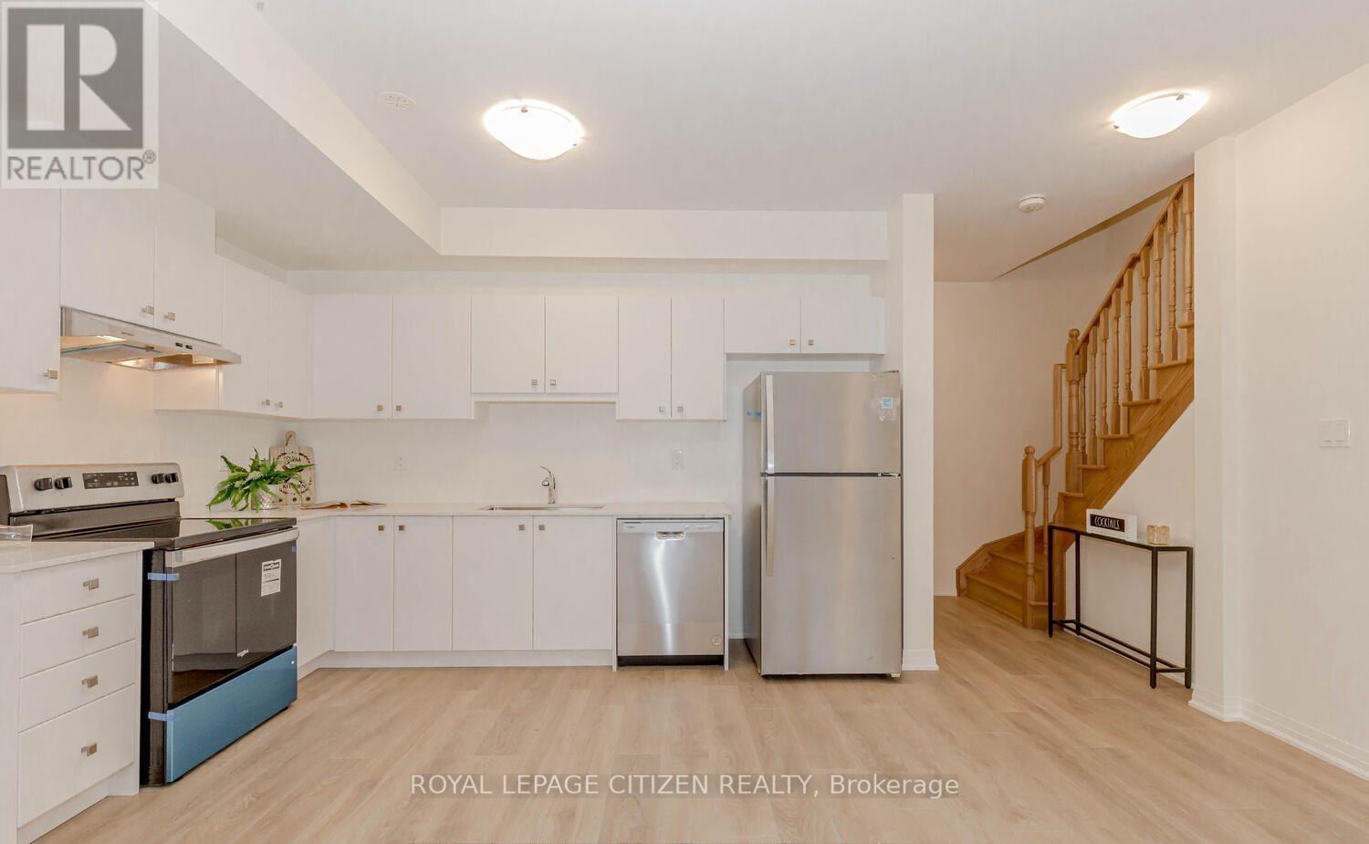 24 Esquire Way, Whitby, Ontario  L1R 0S7 - Photo 12 - E12861056