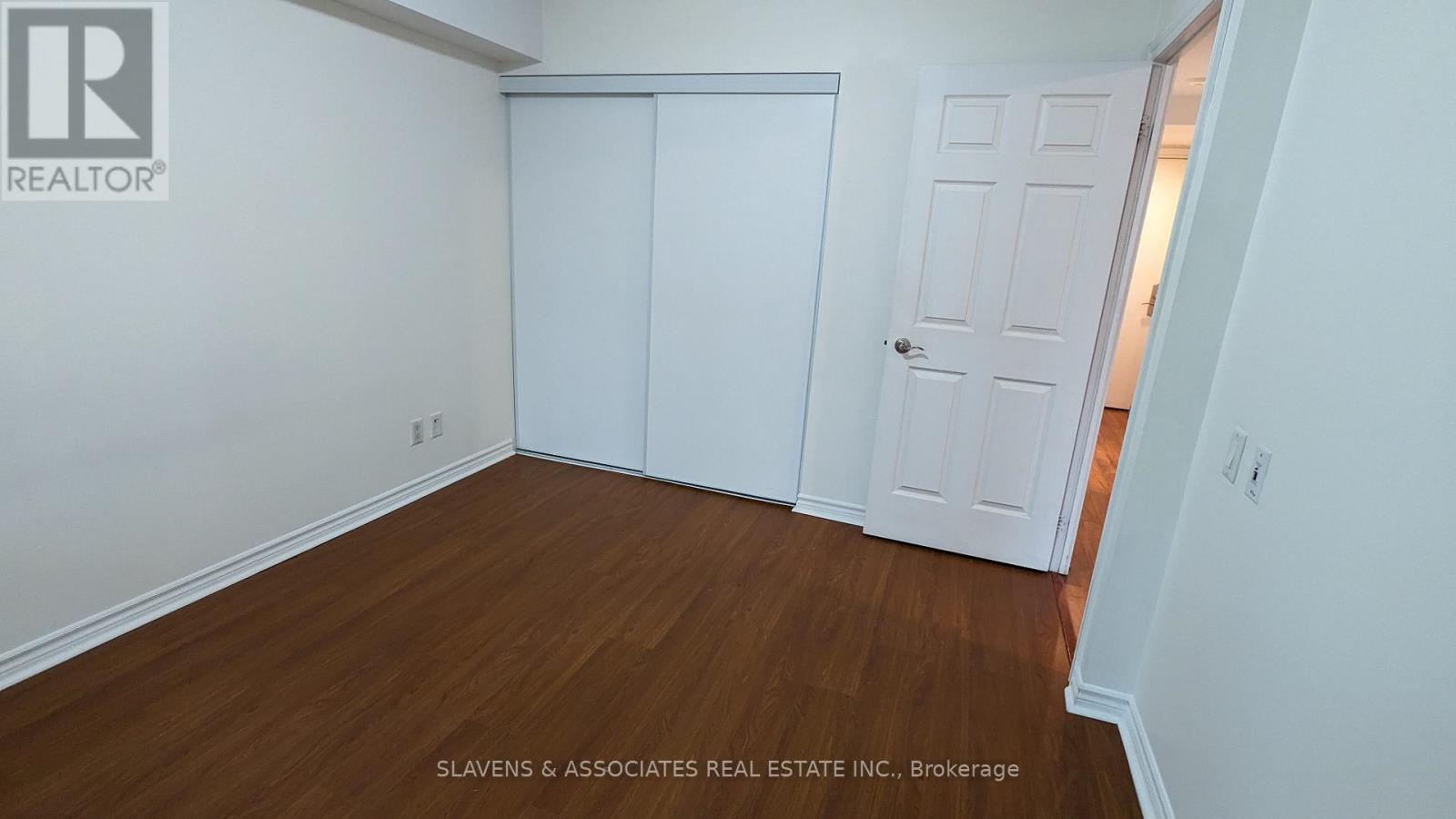 402 - 61 Town Centre Court, Toronto, Ontario  M1P 5C5 - Photo 11 - E12861112