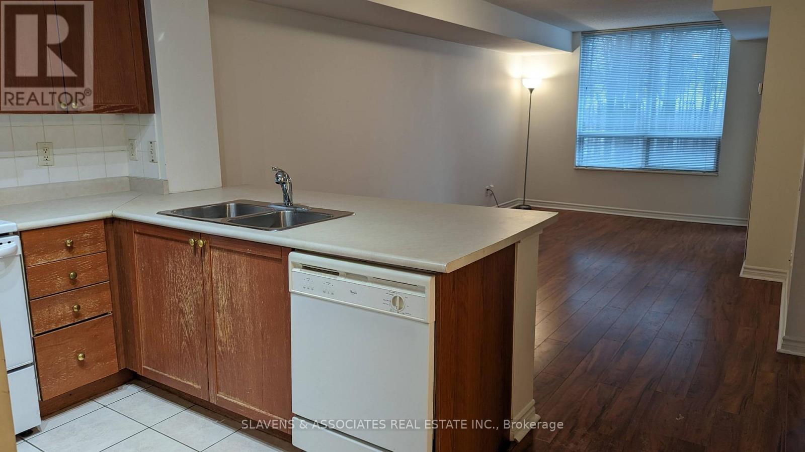 402 - 61 Town Centre Court, Toronto, Ontario  M1P 5C5 - Photo 6 - E12861112