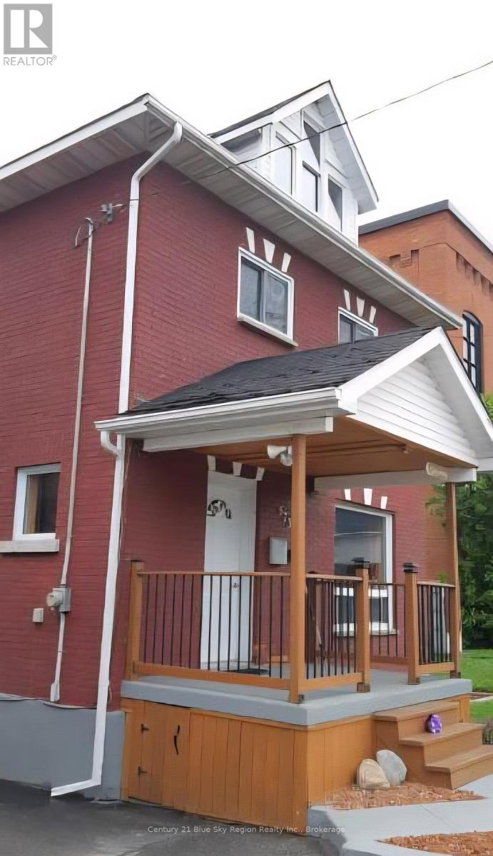 573 Worthington Street E, North Bay (Central), Ontario  P1B 1H7 - Photo 5 - X12861258