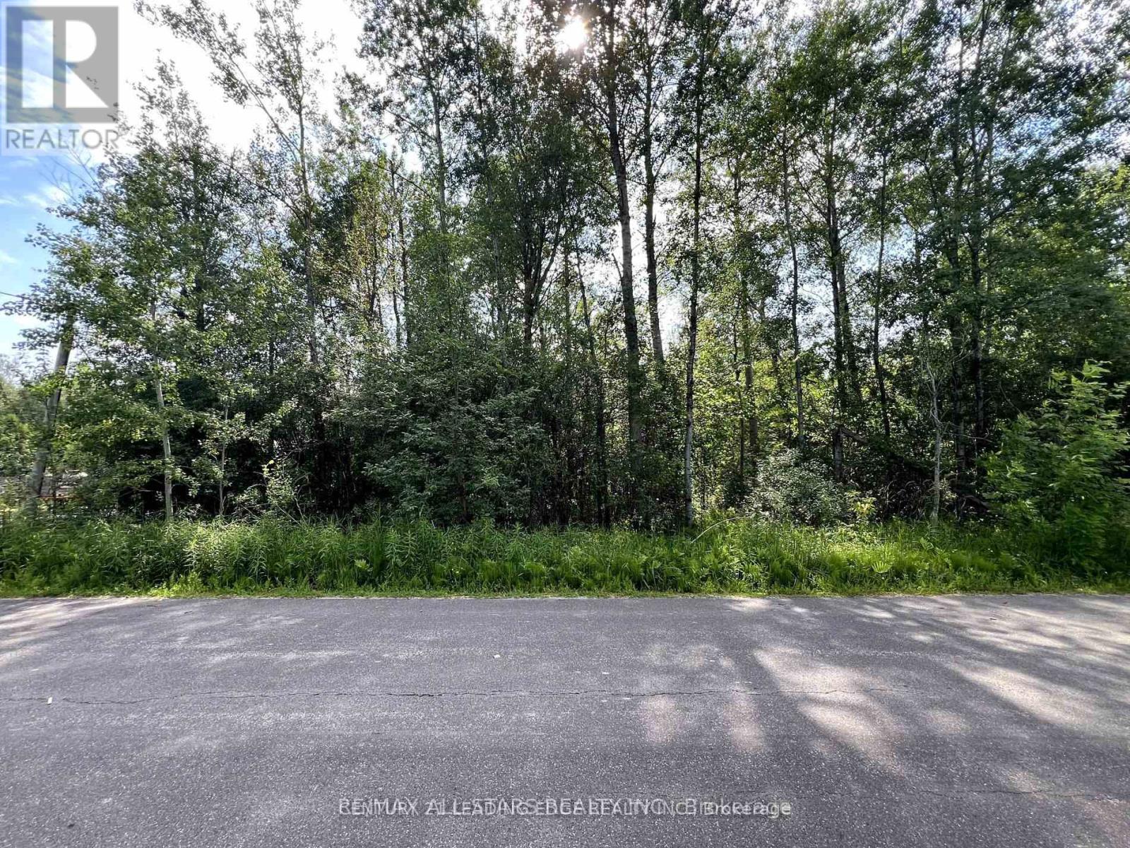 34 NICHOLSON DRIVE, Uxbridge, Ontario