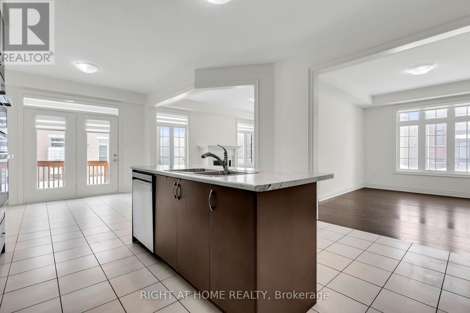 333 Boundary Boulevard, Markham, Ontario  L4A 5E2 - Photo 9 - N12861018