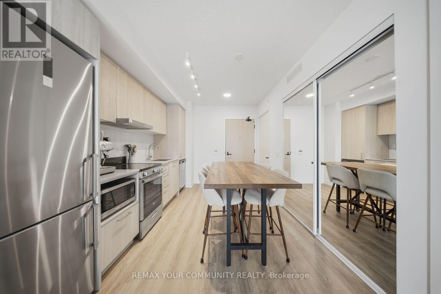 905 - 195 Commerce Street, Vaughan (Vaughan Corporate Centre), Ontario  L4K 0P9 - Photo 6 - N12861042