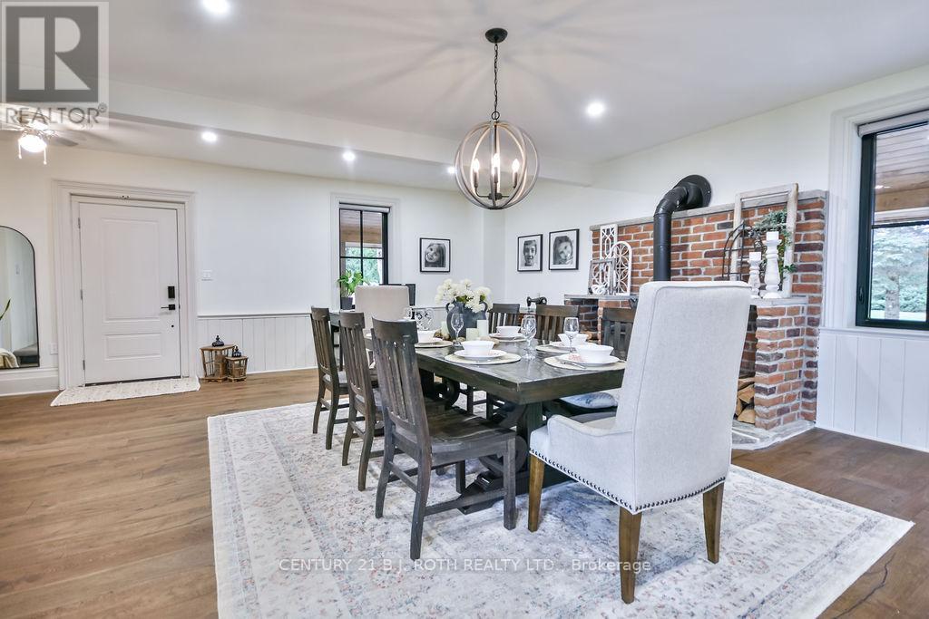 1803 Old Second Road N, Springwater, Ontario  L0L 2K0 - Photo 13 - S12860970