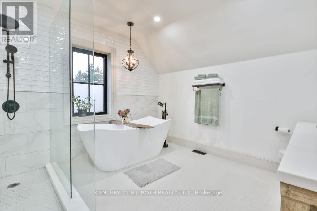 1803 Old Second Road N, Springwater, Ontario  L0L 2K0 - Photo 27 - S12860970