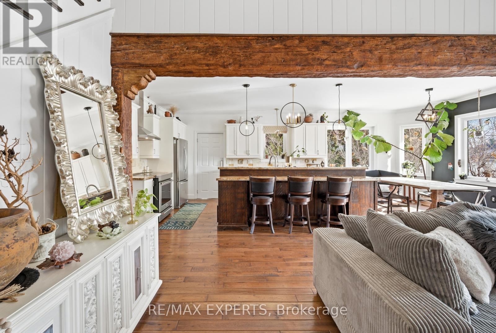 11 Basswood Circle, Oro-Medonte, Ontario  L0L 2L0 - Photo 14 - S12861176