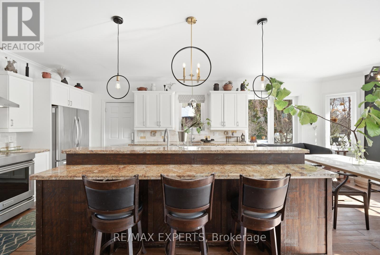 11 Basswood Circle, Oro-Medonte, Ontario  L0L 2L0 - Photo 22 - S12861176