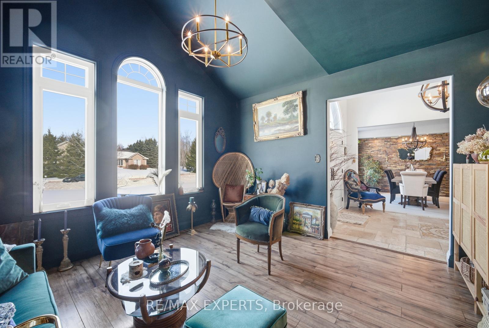 11 Basswood Circle, Oro-Medonte, Ontario  L0L 2L0 - Photo 24 - S12861176