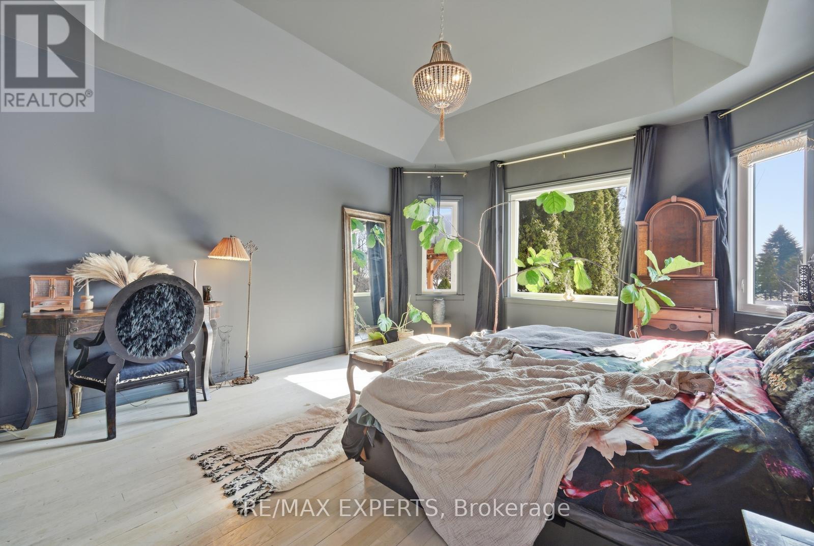 11 Basswood Circle, Oro-Medonte, Ontario  L0L 2L0 - Photo 27 - S12861176