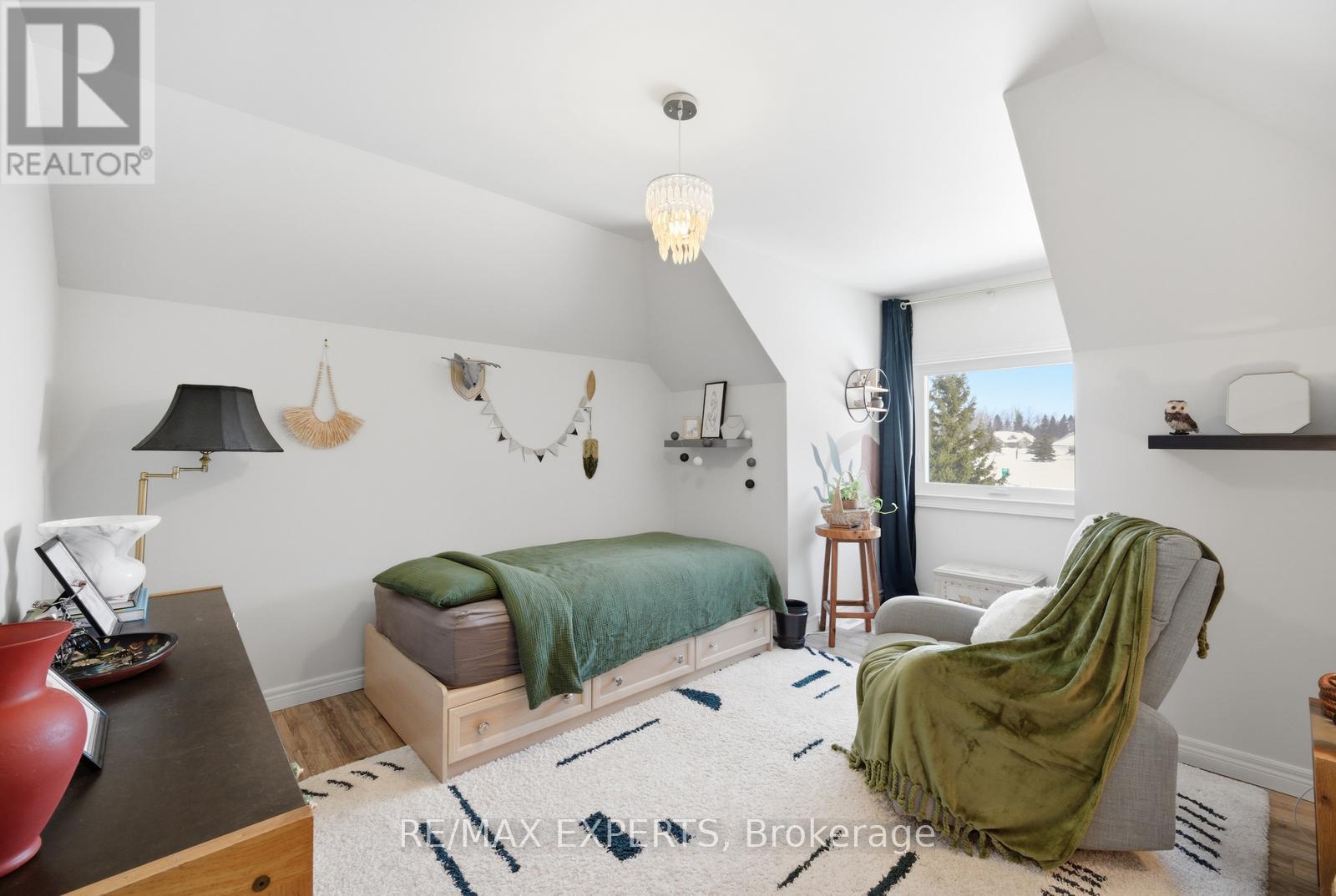 11 Basswood Circle, Oro-Medonte, Ontario  L0L 2L0 - Photo 33 - S12861176