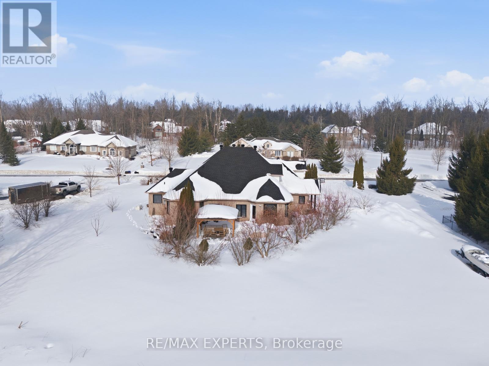 11 Basswood Circle, Oro-Medonte, Ontario  L0L 2L0 - Photo 45 - S12861176