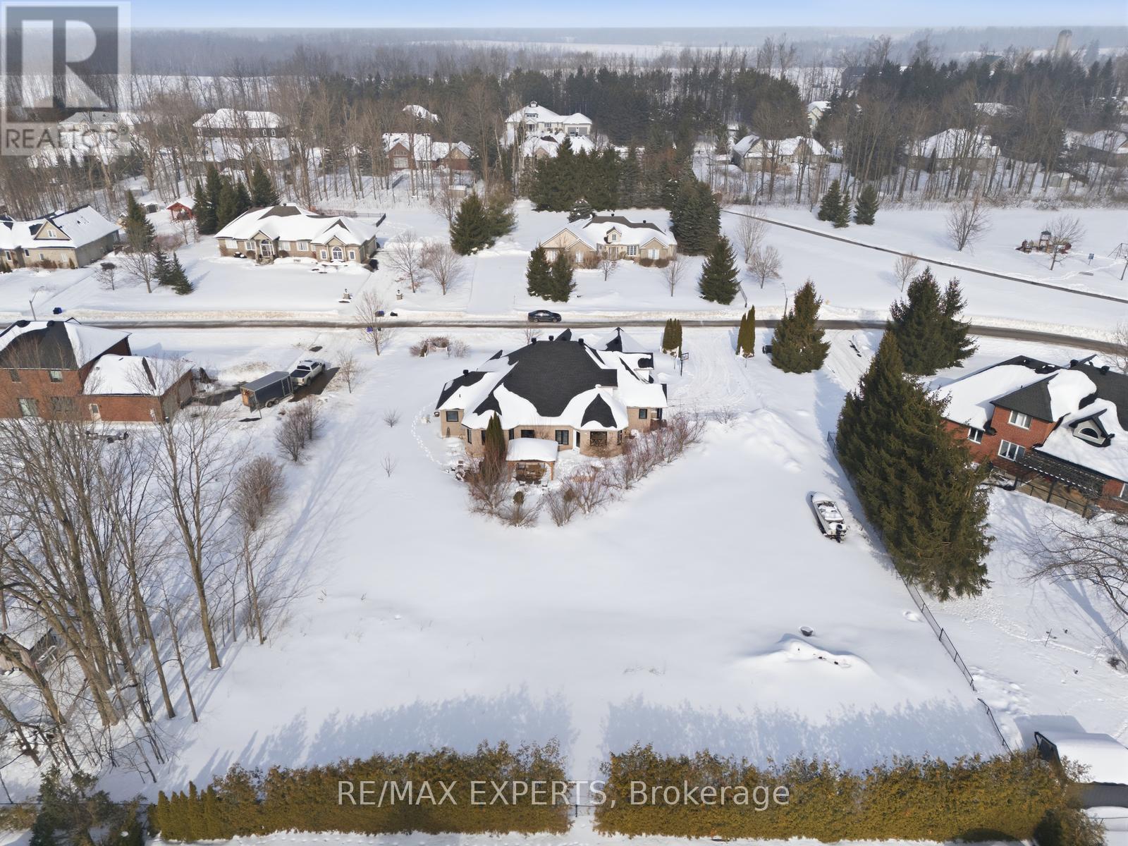 11 Basswood Circle, Oro-Medonte, Ontario  L0L 2L0 - Photo 47 - S12861176