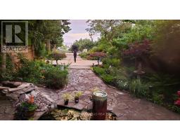 3 DAULT ROAD, Toronto, Ontario